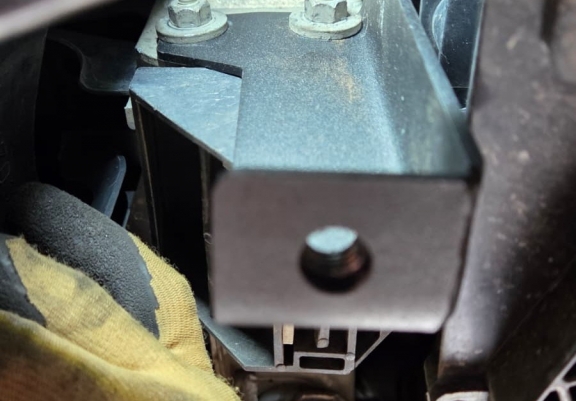 Cache sous moteur et de la radiateur BMW Seria 5  E60/E61 pare-chocs avant de série