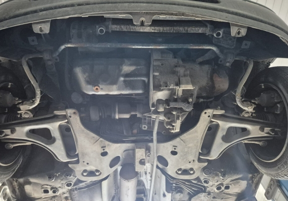 Cache sous moteur et de la boîte de vitesse Renault Twingo
