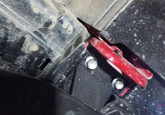 Cache sous moteur et de la boîte de vitesse Suzuki  SX4