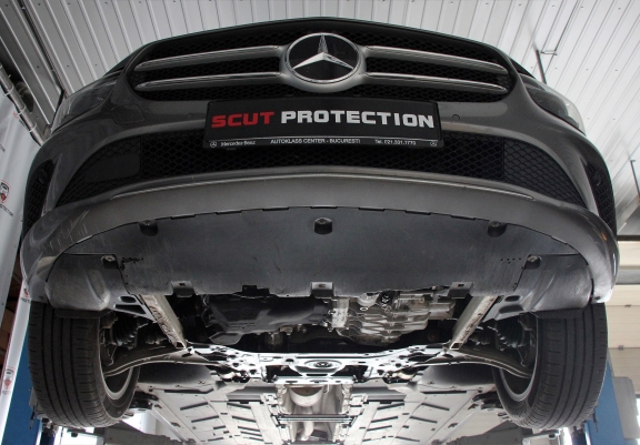 Cache sous moteur et de la boîte de vitesse Mercedes CLA C118